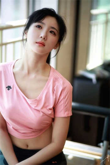 瘫痪上将的冲喜新娘