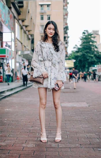 冯莫提被央视点名批评