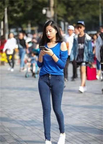 高中毕业聚会麻豆剧董宛