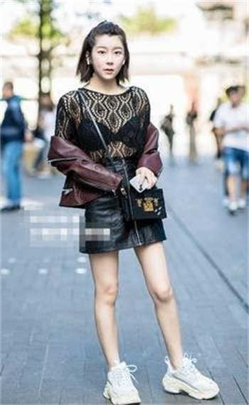 女人 和 狗 交 配