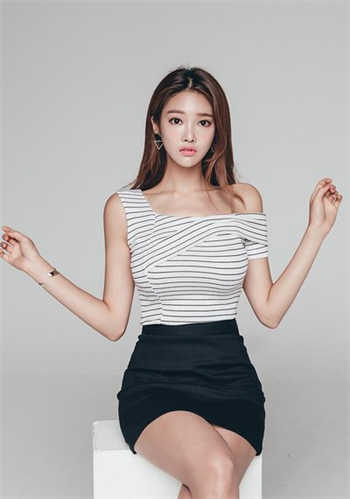 果冻传媒玛丽莲第三部视频