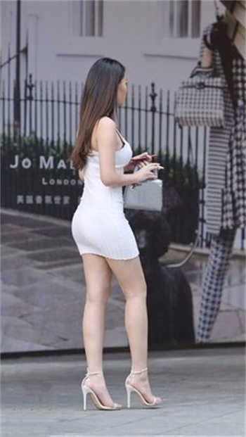 女主叫云绯烟的小说