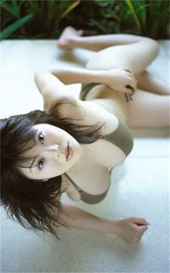 女老板坐在我脸上放屁