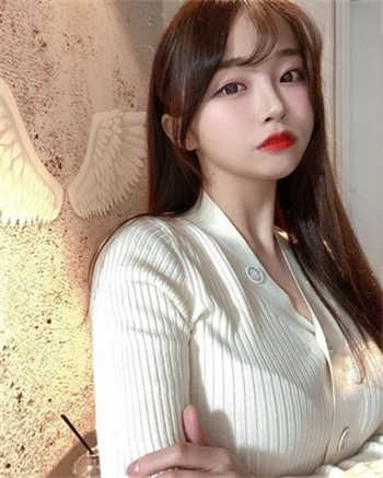 妈妈和孤单儿子巴巴鱼
