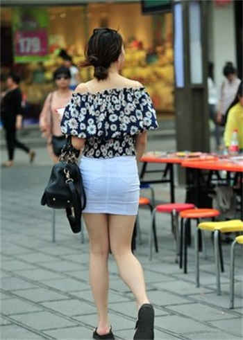 kfc偶遇女神现场搭讪
