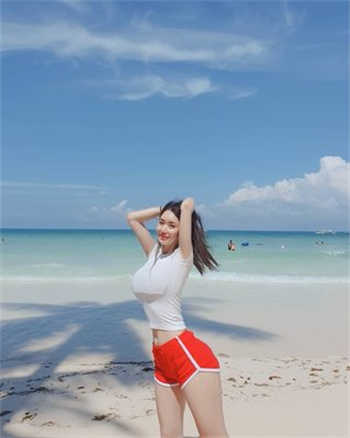 爱情公寓小说主角叫唐战