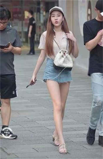 15岁jk白丝漏水的图片