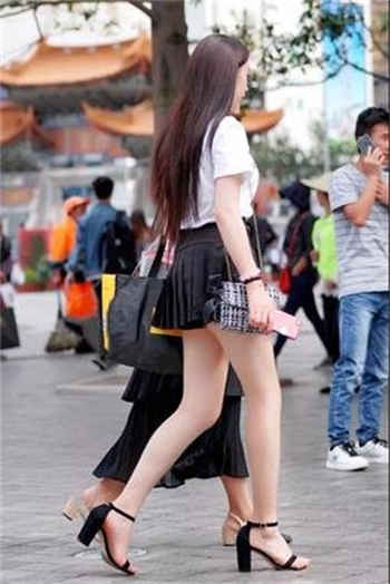 红楼春梦第六十五回