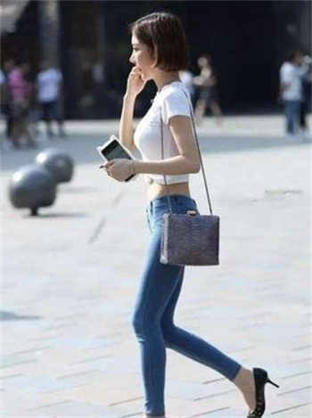 寻小小作品麻豆