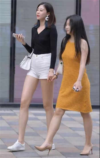 兔子姿势瑜伽