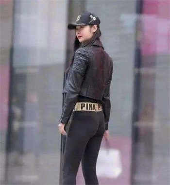 儿子高考前妈妈犒劳