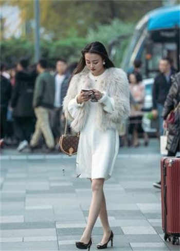 哪个app看电影资源多