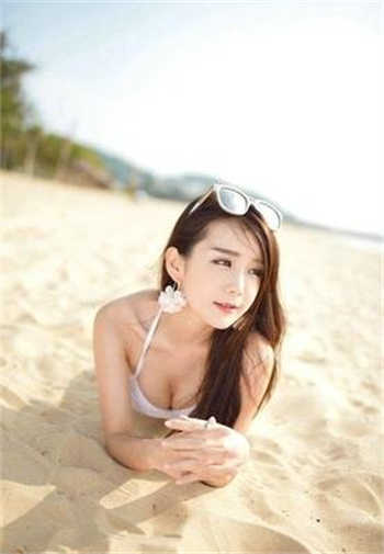 女主叫年雅璇的小说