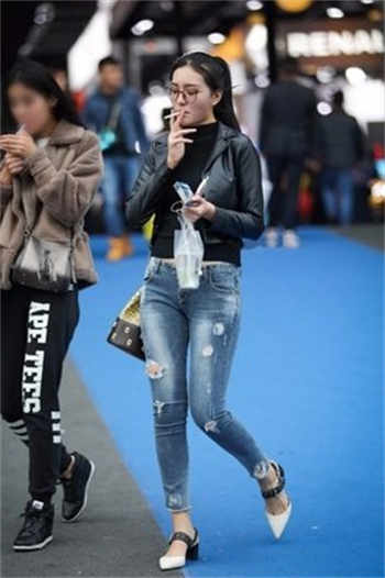 英超足球宝贝安西娅拍摄