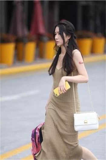我和两个女邻居完整版