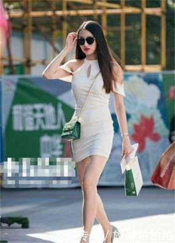 22视频警察锅哥